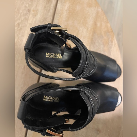 MICHAEL KORS Open-toe Ankle Boot US Size 7.5 - Picture 8 of 9